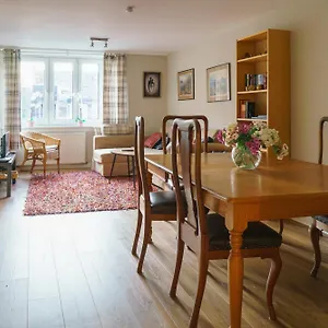 Bright Spacious 2 Bedroom In Stockbridge Edinburgh